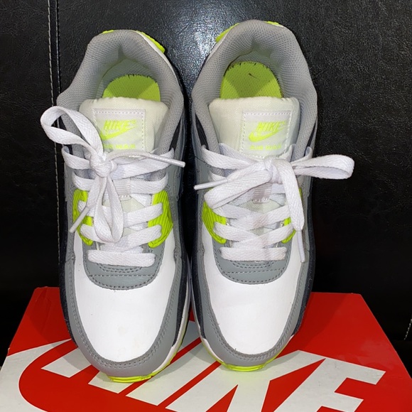 Air Max 90 GS 'Volt' - Picture 4 of 6